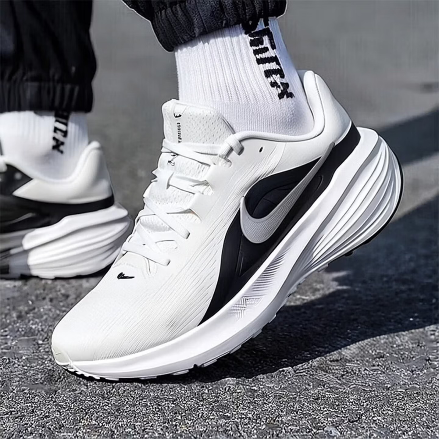 Lightweight Road Running Shoes - NIKE DOWNSHIFTER 14 Erkek Koşu Ayakkabıları